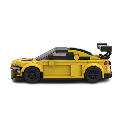 Audi R8 Yellow